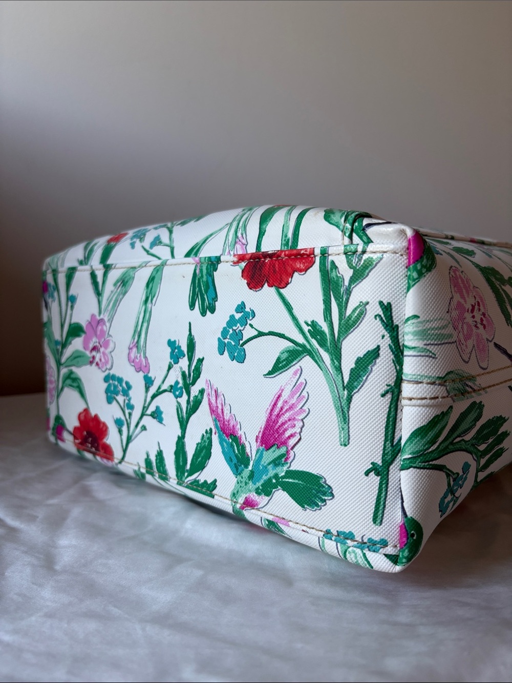 kate spade White Floral Canvas Tote - EUC - Picture 6 of 7